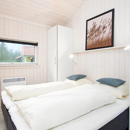 بيت للعطل Strandvilla Mit 4 Schlafzimmern Großenbrode